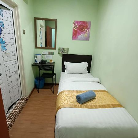 Hotel Zamburger Nur Ramadhan - Previously G Home Hotel Kota Bharu Kültér fotó