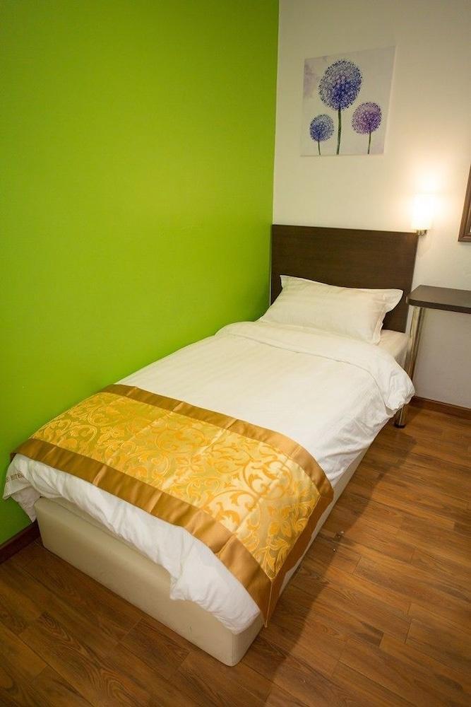 Hotel Zamburger Nur Ramadhan - Previously G Home Hotel Kota Bharu Kültér fotó