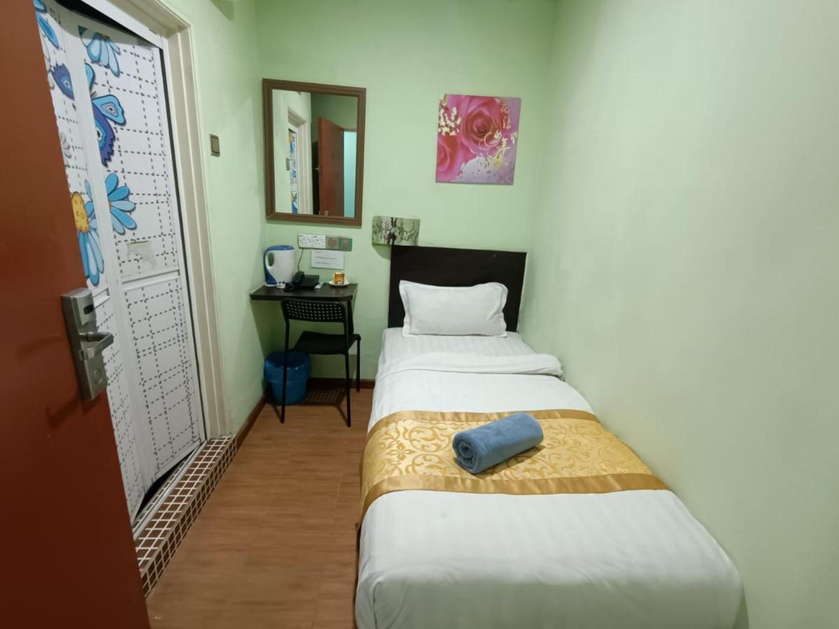 Hotel Zamburger Nur Ramadhan - Previously G Home Hotel Kota Bharu Kültér fotó