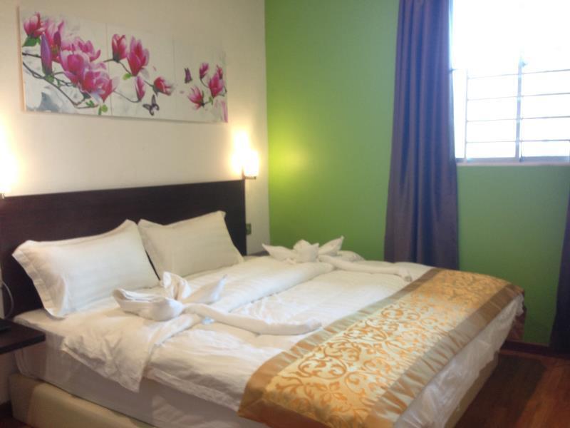 Hotel Zamburger Nur Ramadhan - Previously G Home Hotel Kota Bharu Kültér fotó