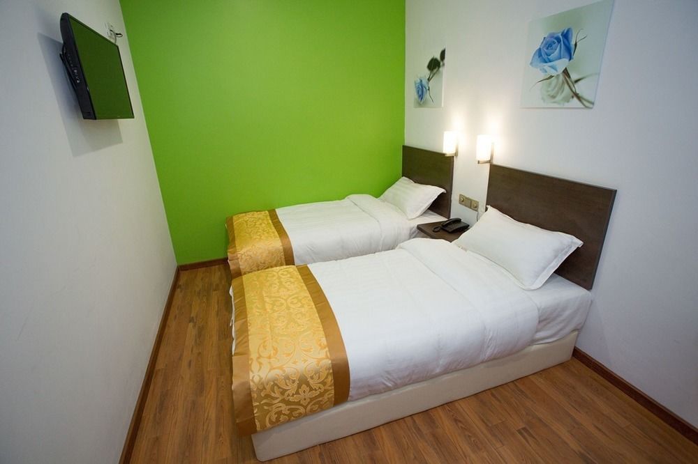 Hotel Zamburger Nur Ramadhan - Previously G Home Hotel Kota Bharu Kültér fotó